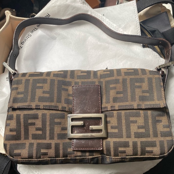 FENDI Bag - Picture 12 of 12
